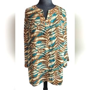 Maggie Barnes blouse/cover up